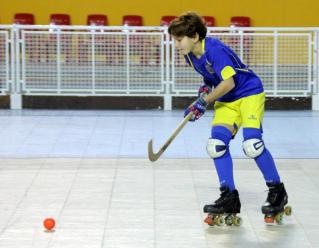 jugador hockey patines